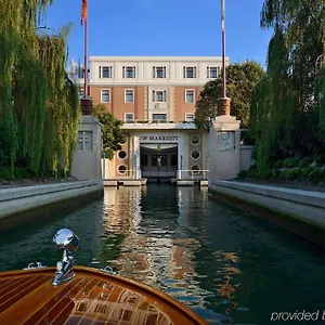 https://jw-marriott-venice-resort-spa.hotelinveneto.com